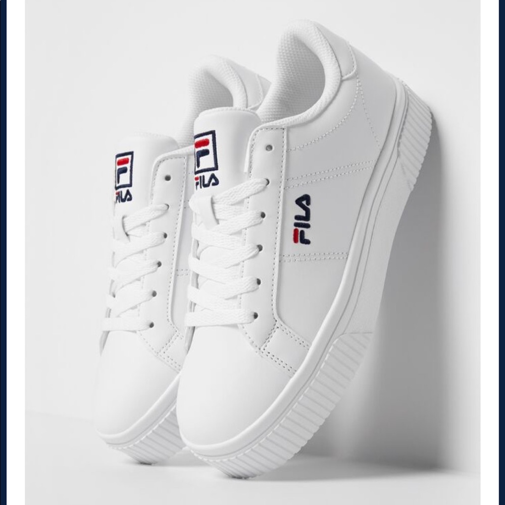 NEW Fila Sneakers